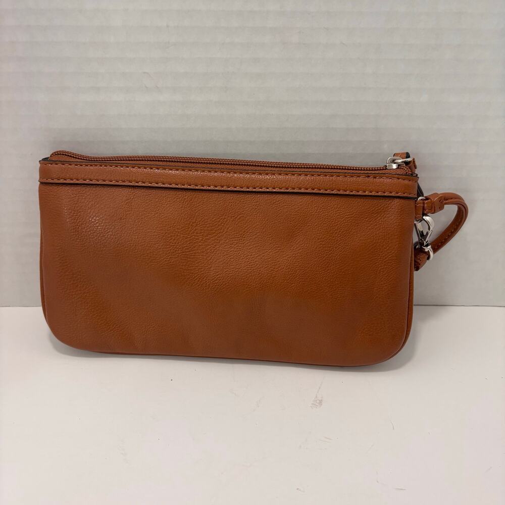Nine West Caramel Brown Faux Leather Zip Wristlet Clutch 9 X 5 inches - Picture 3 of 8